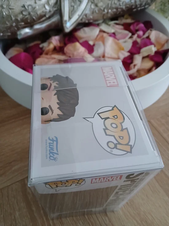 🔥NIB Funko Pop MARVEL Spider-Man NO WAY HOME #1169 & FREE PROTECTOR - Picture 10 of 12